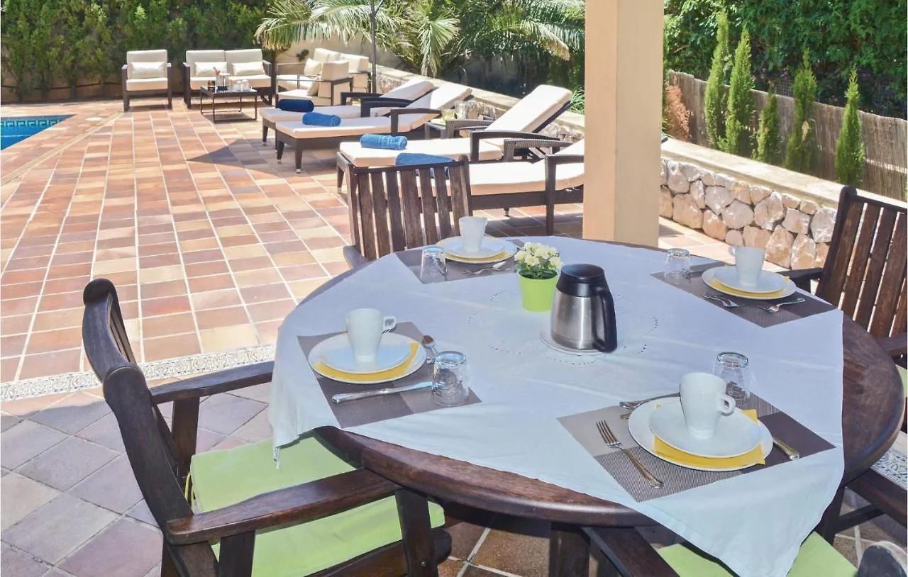 Holiday home Cozy Home In Bahia Azul-Badia Blava With Kitchen