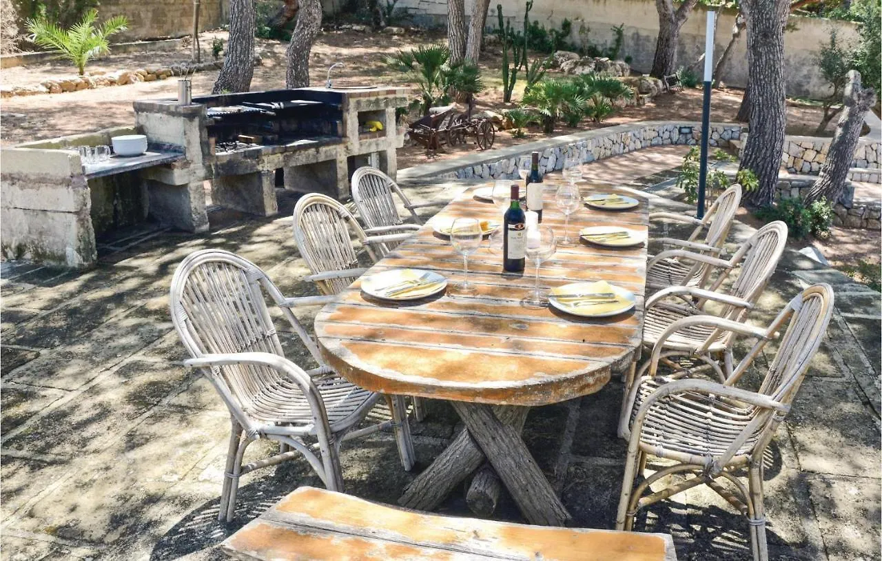 Holiday home Cozy Home In Bahia Azul-Badia Blava With Kitchen
